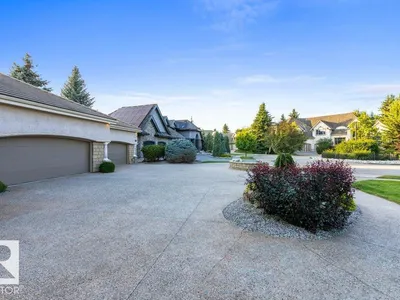 46 KINGSBURY CR photo 57
