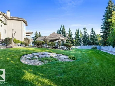46 KINGSBURY CR photo 60