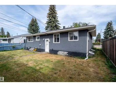 5207 103 AV NW photo 63
