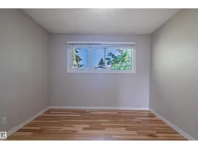 5207 103 AV NW photo 29