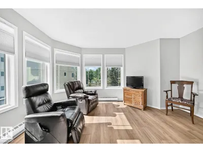#208 2520 52 ST NW photo 21