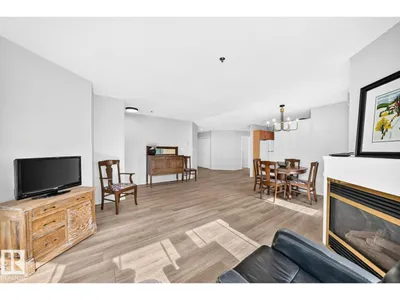 #208 2520 52 ST NW photo 22