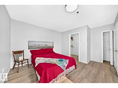#208 2520 52 ST NW photo 25