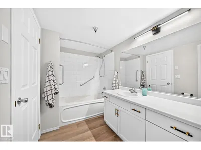 #208 2520 52 ST NW photo 29