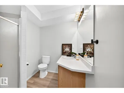 #208 2520 52 ST NW photo 31