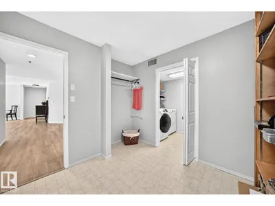 #208 2520 52 ST NW photo 32
