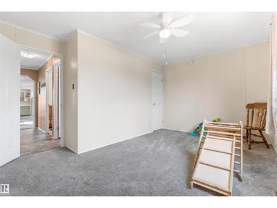 #116 3400 48 ST photo 22