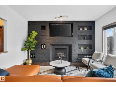 1107 CHAHLEY CT NW photo 8