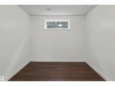 4712 201 St NW photo 39