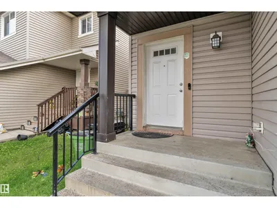 3113 16A AV NW photo 5