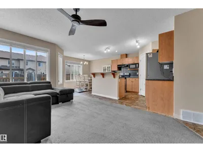 3113 16A AV NW photo 12