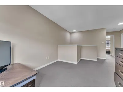 3113 16A AV NW photo 21