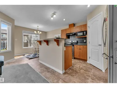 3113 16A AV NW photo 18