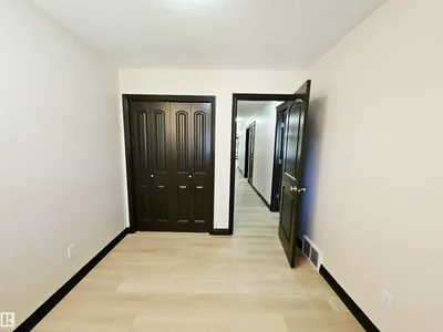 11625 88 ST NW photo 36