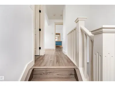 20324 48 AV NW NW photo 27