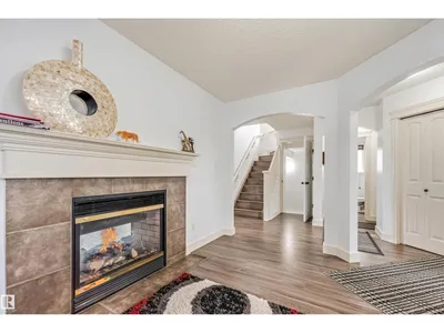 20324 48 AV NW NW photo 11