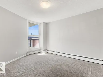 #303 10045 117 ST NW photo 27