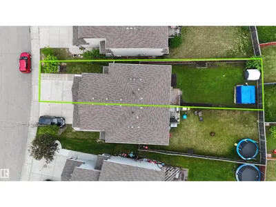 5407 14 AV SW photo 44