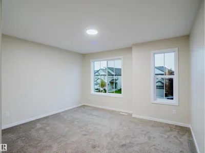 5407 14 AV SW photo 25