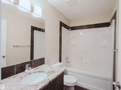 5407 14 AV SW photo 30