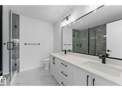 3606 42 AV photo 27