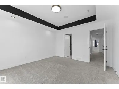 3606 42 AV photo 24