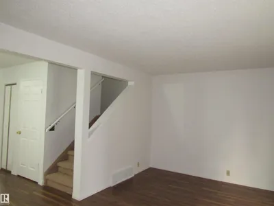 3259 139 AV NW photo 17