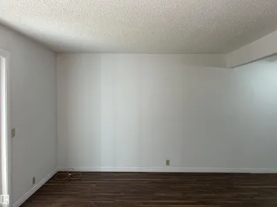 3259 139 AV NW photo 15