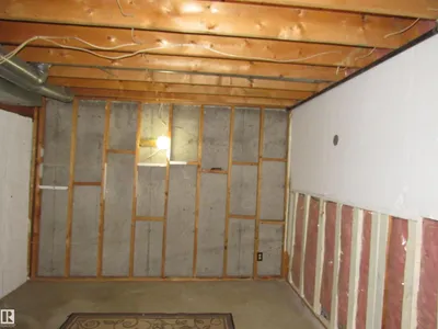 3259 139 AV NW photo 37
