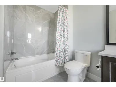 6453 177A AV NW photo 40
