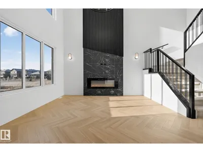 6424 29 AV SW photo 24