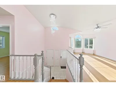 3015 37 ST NW photo 12