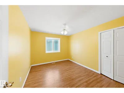 3015 37 ST NW photo 26