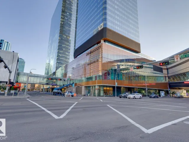 #2703 10360 102 ST NW, Edmonton