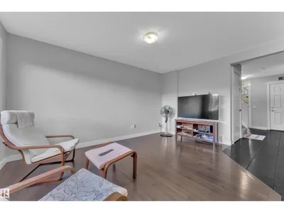 9919 217 ST NW photo 16