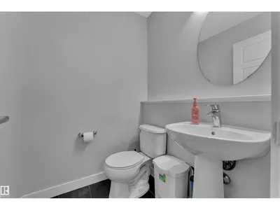 9919 217 ST NW photo 19