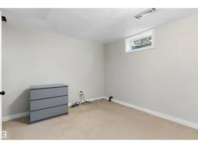 3839 117 ST NW photo 29