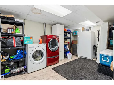 3839 117 ST NW photo 33