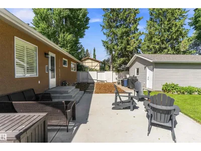 3839 117 ST NW photo 37