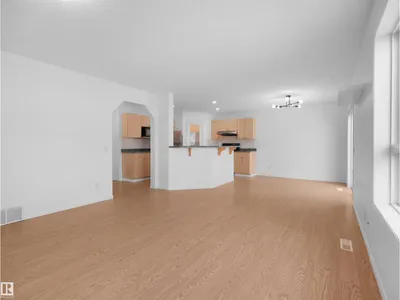 2410 32B ST NW photo 24