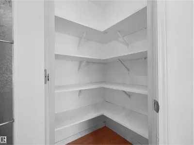 2410 32B ST NW photo 31
