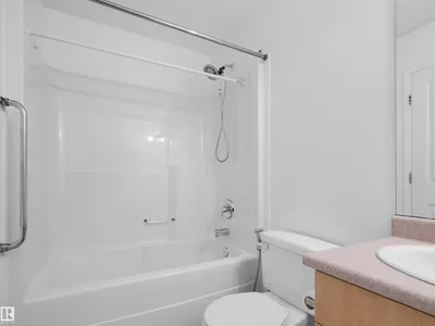 2410 32B ST NW photo 36
