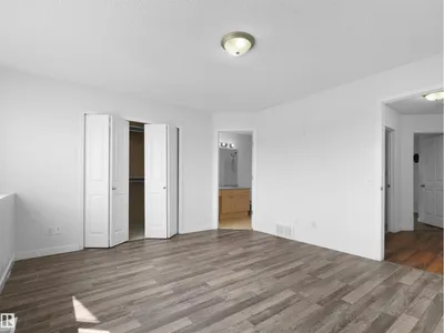 2410 32B ST NW photo 42