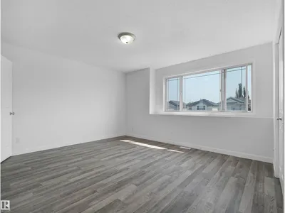 2410 32B ST NW photo 44