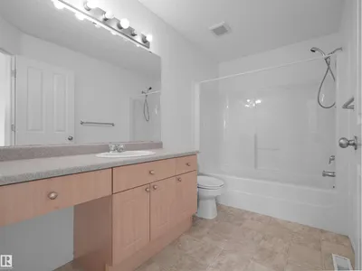 2410 32B ST NW photo 45
