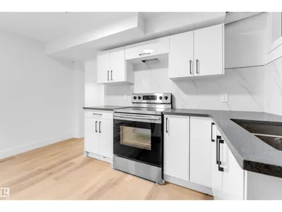 7303 130 Ave NW photo 22