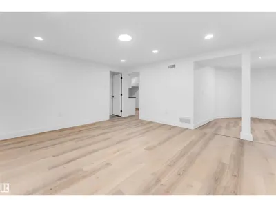 7303 130 Ave NW photo 26
