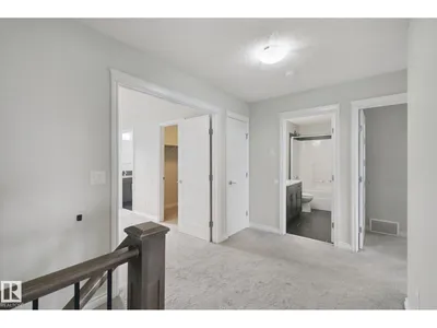51 VIVIAN WY photo 21