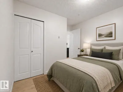 #114 12035 22 AV SW photo 15