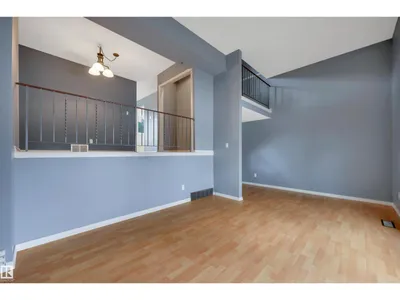 14644 52 ST NW photo 10